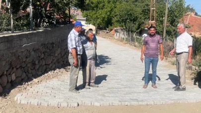 Eymir Köyü’ne parke taşı döşeniyor