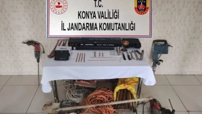 Kaçak kazı yapan 10 kişi suçüstü yakalandı