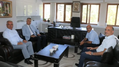 Katipoğlu, Merzifon Öğretmenevi’ni ziyaret etti