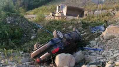 Otomobil şarampole yuvarlandı: 1 yaralı