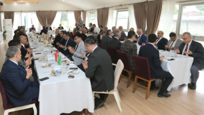 Doruk, kamu kurumlarının idarecileri ile vedalaştı