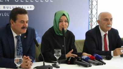 Fatma Betül Sayan Kaya: "Gittiğimiz illerde 'erken seçim mi var?' diye soruyorlar"