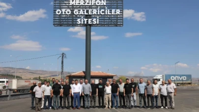 Galericiler Sitesi’ni Ziyaret Etti