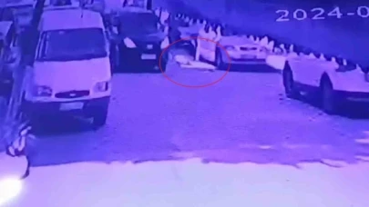 Hafif ticari aracın çarptığı çocuk ağır yaralandı