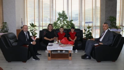 Katipoğlu, İlköğretim Haftası'nda öğrencileri ağırladı