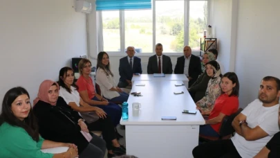 Katipoğlu, öğretmen ve öğrencilerle bir araya geldi