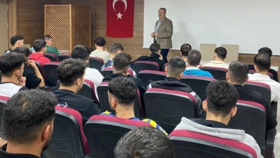 Öğrenci yurdunda iletişim toplantısı düzenlendi