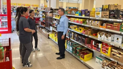Suluova'da son kullanma tarihi geçmiş ürün satan markete ceza!