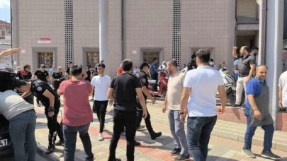 Telefon tamiri tartışması baltalı kavgaya döndü: 1 yaralı