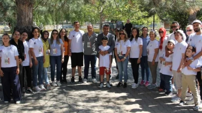 Uzun, "Doğada Mavi Adımlar III" projesinde öğrencilerle buluştu