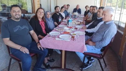 Akademisyenler Gümüşhacıköy'de Buluştu