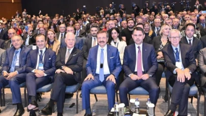 Almaç, Avrupa ve Asya Zirvesi'ne katıldı
