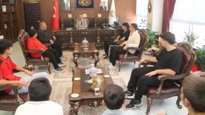 Amasya'da Öğrencilerden Müftülüğe Anlamlı Ziyaret