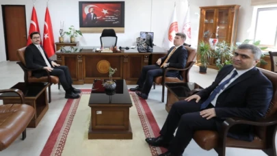 Vali Bakan, Akkaya'ya iade-i ziyarette bulundu