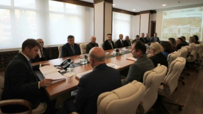 Bakan, Amasya İl Özel İdaresi Genel Sekreterliği'ni ziyaret etti
