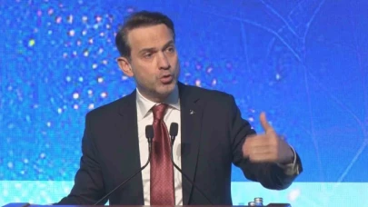 Bakan Bayraktar: "Yaklaşık 30 yıl içerisinde Türkiye'nin karbon nötr bir ekonomi olma hedefi var"