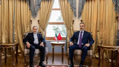 Bakan Fidan: "Netanyahu bölgede sürekli yeni cepheler açıyor, İran'ı da bu savaşa çekmeye çalışıyor"