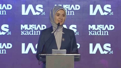 Bakan Göktaş Uluslararası Farkındalık Zirvesi'nde konuştu: "Bakanlık olarak Aile Rehberi Sistemi'ni başlatıyoruz"