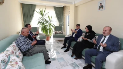 Bakan, Şehit Süleyman Aydın'ın ailesini ziyaret etti
