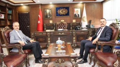 Kocaman'dan Bayram'a nezaket ziyareti