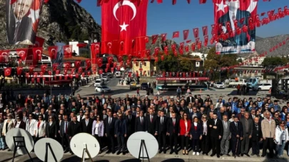 CHP'den Amasya'da alternatif kutlama