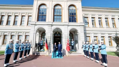Cumhurbaşkanı Erdoğan, Almanya Başbakanı Olaf Scholz'u kabul etti