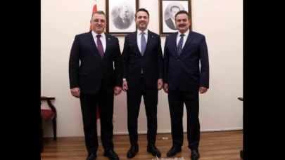 İpek ve Çilez'den Bakan Bayraktar'a Ziyaret