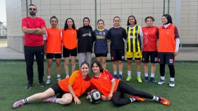 Kadın Futbol Takımı Sporcularını Belirledi