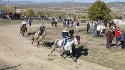 Kargı, Rahvan At Yarışları'na katıldı
