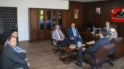 Katipoğlu Hamamözü'nde birim amirleriyle buluştu