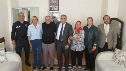 Kaymakam Karaaslan şehit ve gazi ailelerini ziyaret etti