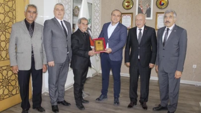 Kırlangıç, Zeytünlü ve yönetimini misafir etti