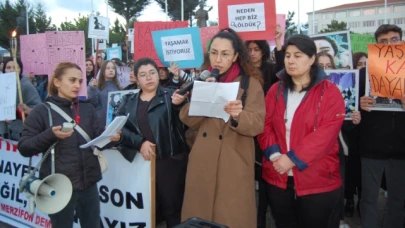 Merzifon'da Kadın ve Çocuk Cinayetlerine Tepki Yürüyüşü Düzenlendi