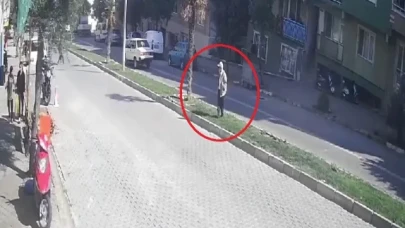 Motosikletin çarptığı yaşlı adam hayatını kaybetti
