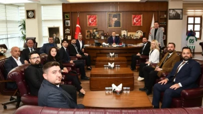 Önder ve yönetiminden Sevindi'ye ziyaret