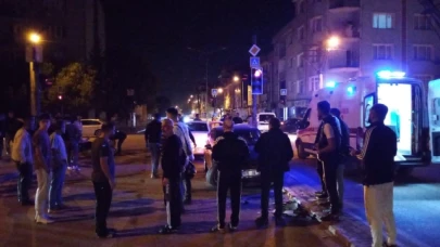 Otomobiller çarpıştı: 3 yaralı