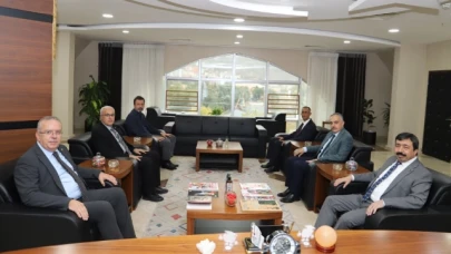 Rektör Köse'den Rektör Turabi'ye ziyaret