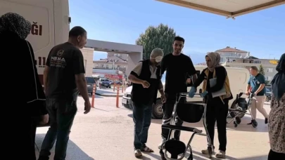 Tamir ettiği aracının altında kaldı