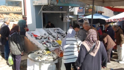 Tezgahlarda Palamut bolluğu
