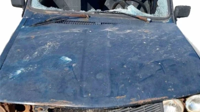 Yaralı halde yardım istemek için 2 kilometre yürüyen sürücü hayatını kaybetti
