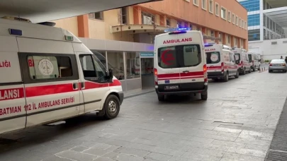 Akrabalar arasında bıçaklı kavga: 3 yaralı
