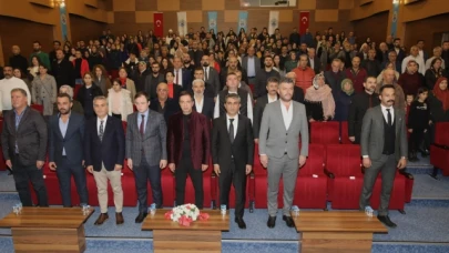 Atatürk Suluova'da sevdiği şarkılarla anıldı