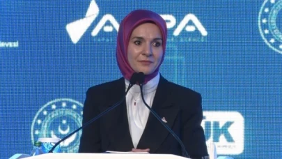 Bakan Göktaş: "Yapay zeka sistemlerinde etik ve kapsayıcı yaklaşımlar benimsenmesi gerektiğine inanıyoruz"
