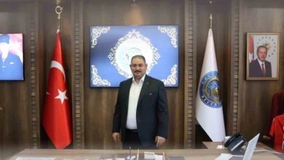 Belediye başkanı ve şoförünü işe alınmadığı için öldürmüş