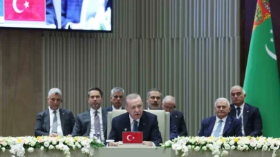 Cumhurbaşkanı Erdoğan: "Filistin'de yaşanan soykırımın durdurulması konusunda uluslararası toplum kötü bir sınav veriyor"