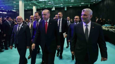Cumhurbaşkanı Erdoğan: "Milli gelirin 2024 sonunda 1 trilyon 331 milyar dolara, kişi başına gelirin 15 bin 551 dolara yükselmesini bekliyoruz"