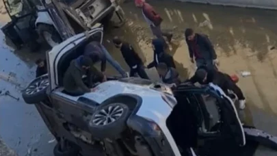 Dereye düşen hafif ticari aracın sürücüsü hayatını kaybetti