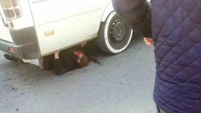 Dolmuş şoförü aracından inen yolcuları ezdi