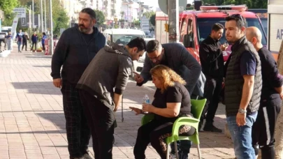 Gaz sıkışması bomba gibi patladı, 2 belediye çalışanı yaralandı
