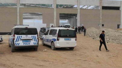 İnşaatın çatısından düşen işçi hayatını kaybetti